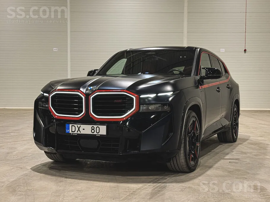 BMW Xm