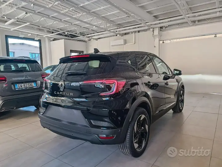Renault Captur 2026 photo 2