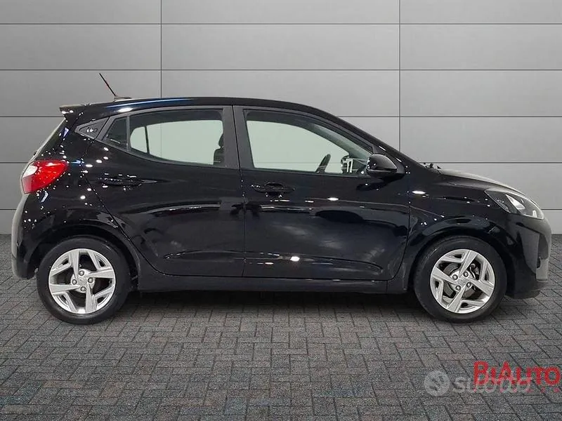 Hyundai I10 2022 photo 3