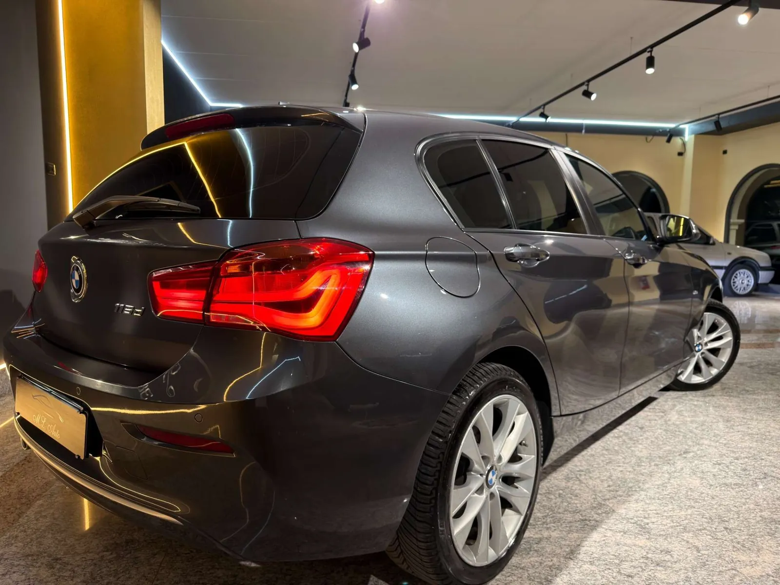BMW 1 Series 2017 photo 2