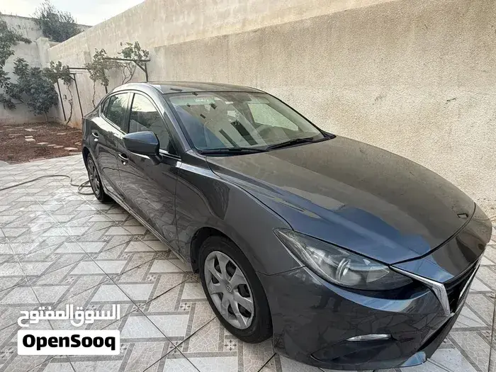 Mazda 3 2016 photo 3