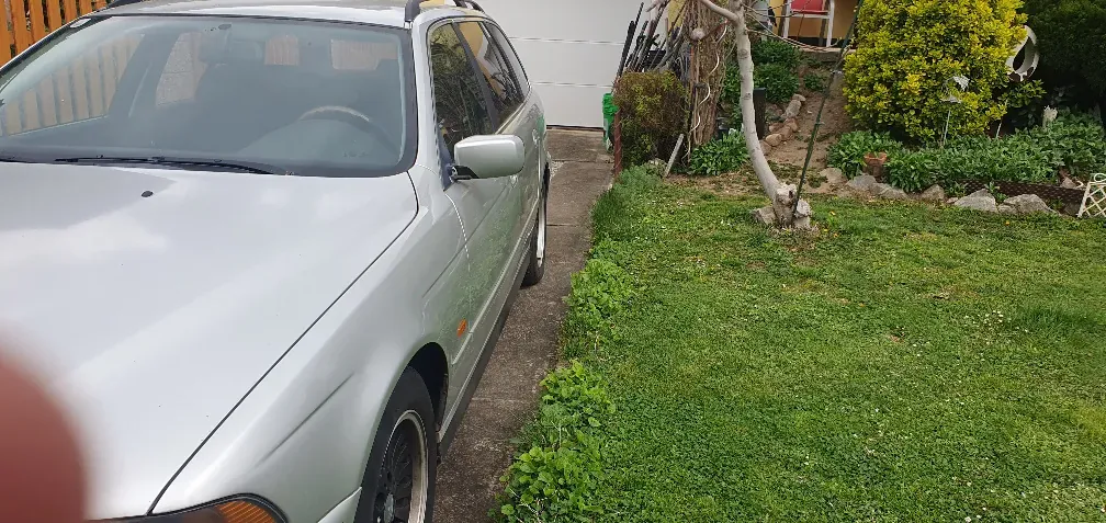 BMW 5 Series 2002 photo 2