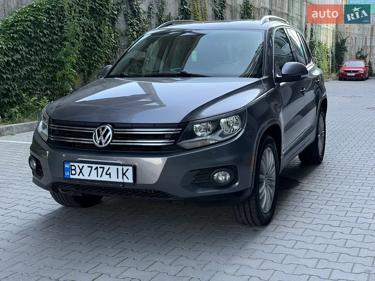 Volkswagen Tiguan 2012 photo 5