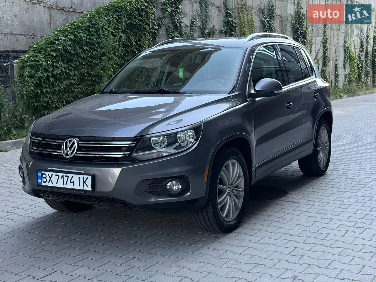 Volkswagen Tiguan 2012 photo 4