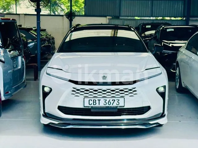Toyota Crown 2025 photo 2