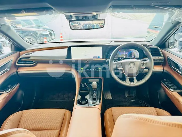 Toyota Crown 2025 photo 5