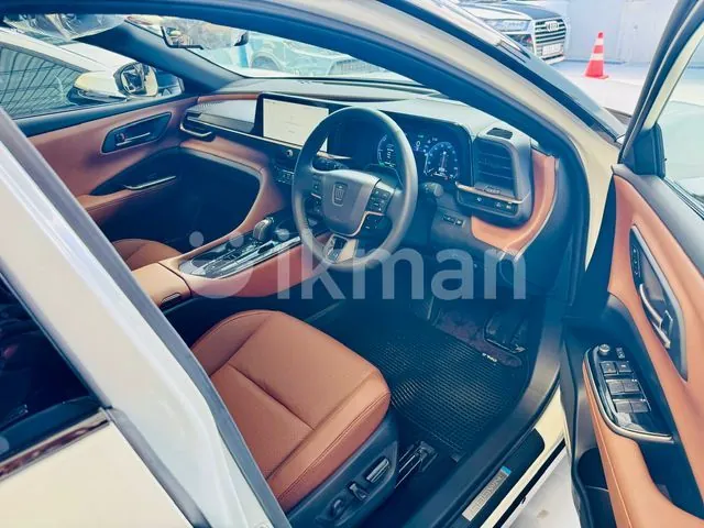 Toyota Crown 2025 photo 4