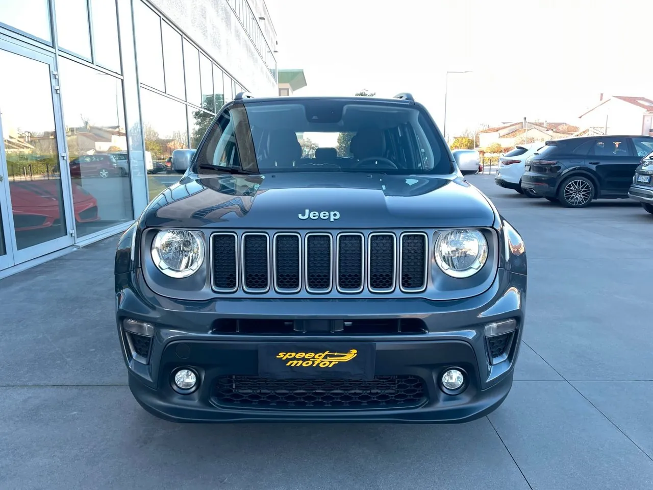 Jeep Renegade 2022 photo 2