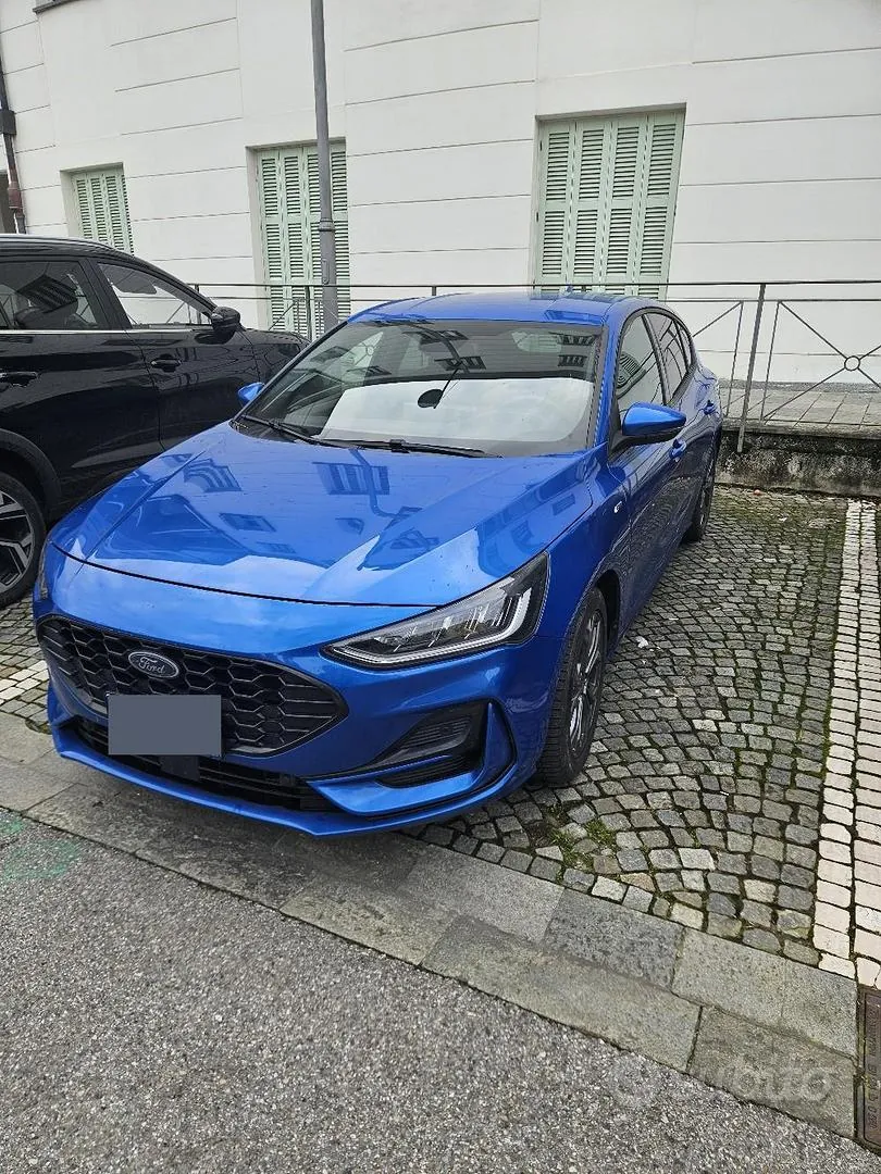 Ford Focus 2023 photo 4