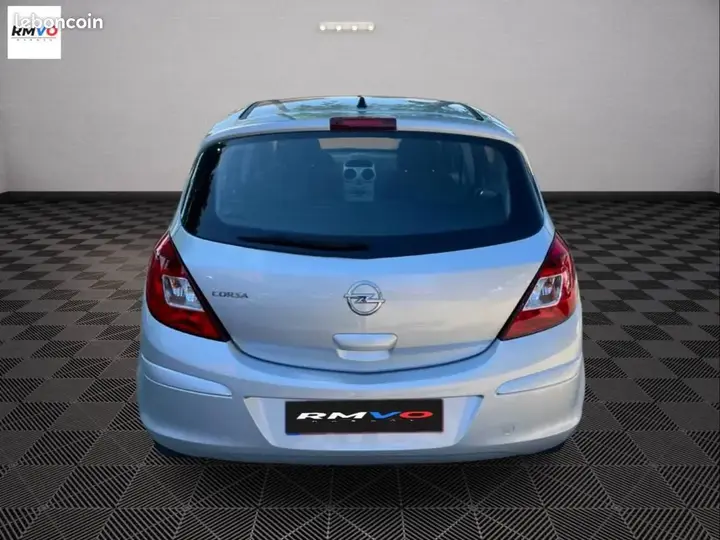 Opel Corsa 2011 photo 5