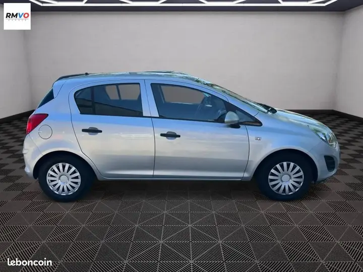 Opel Corsa 2011 photo 3