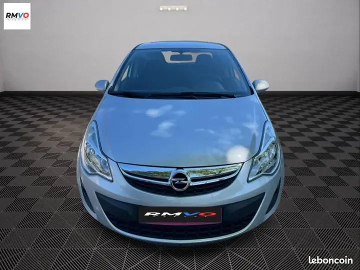 Opel Corsa 2011 photo 2
