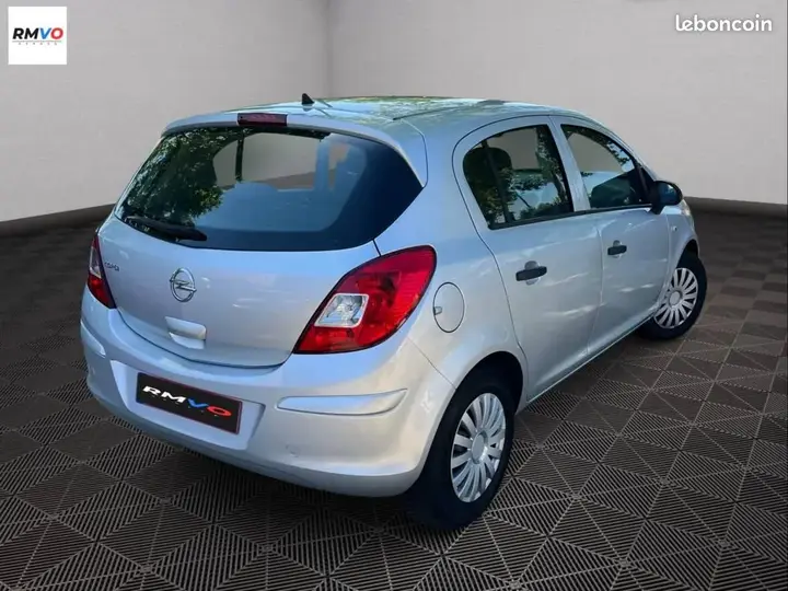 Opel Corsa 2011 photo 4