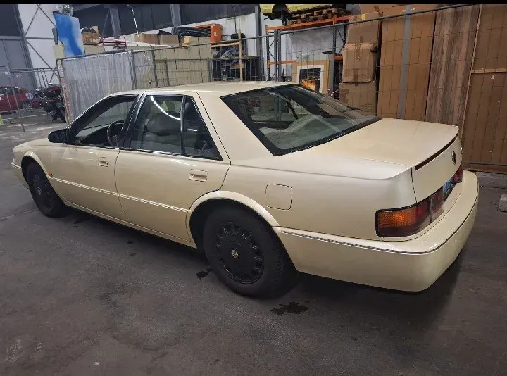 Cadillac Sts 1993 photo 2