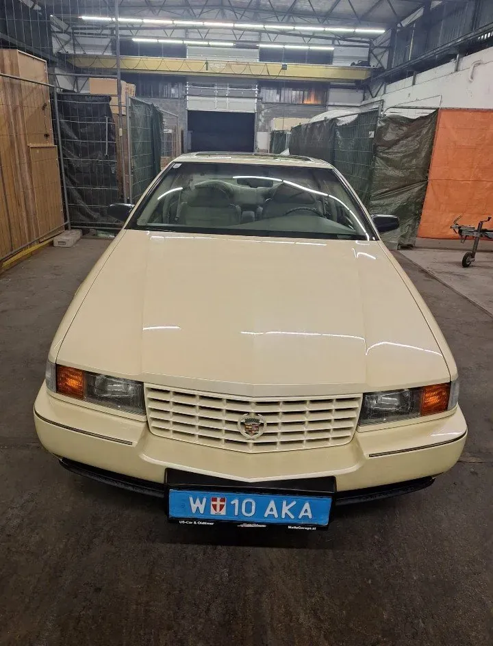 Cadillac Sts 1993 photo 3