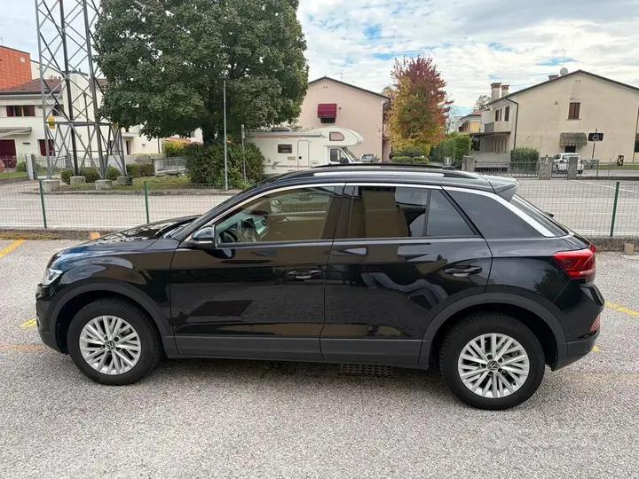 Volkswagen T-Roc 2022 photo 5