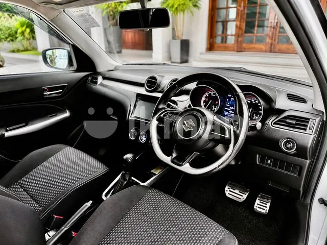 Suzuki Swift 2018 photo 4