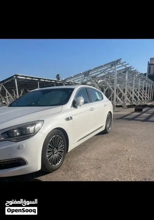 Kia Quoris