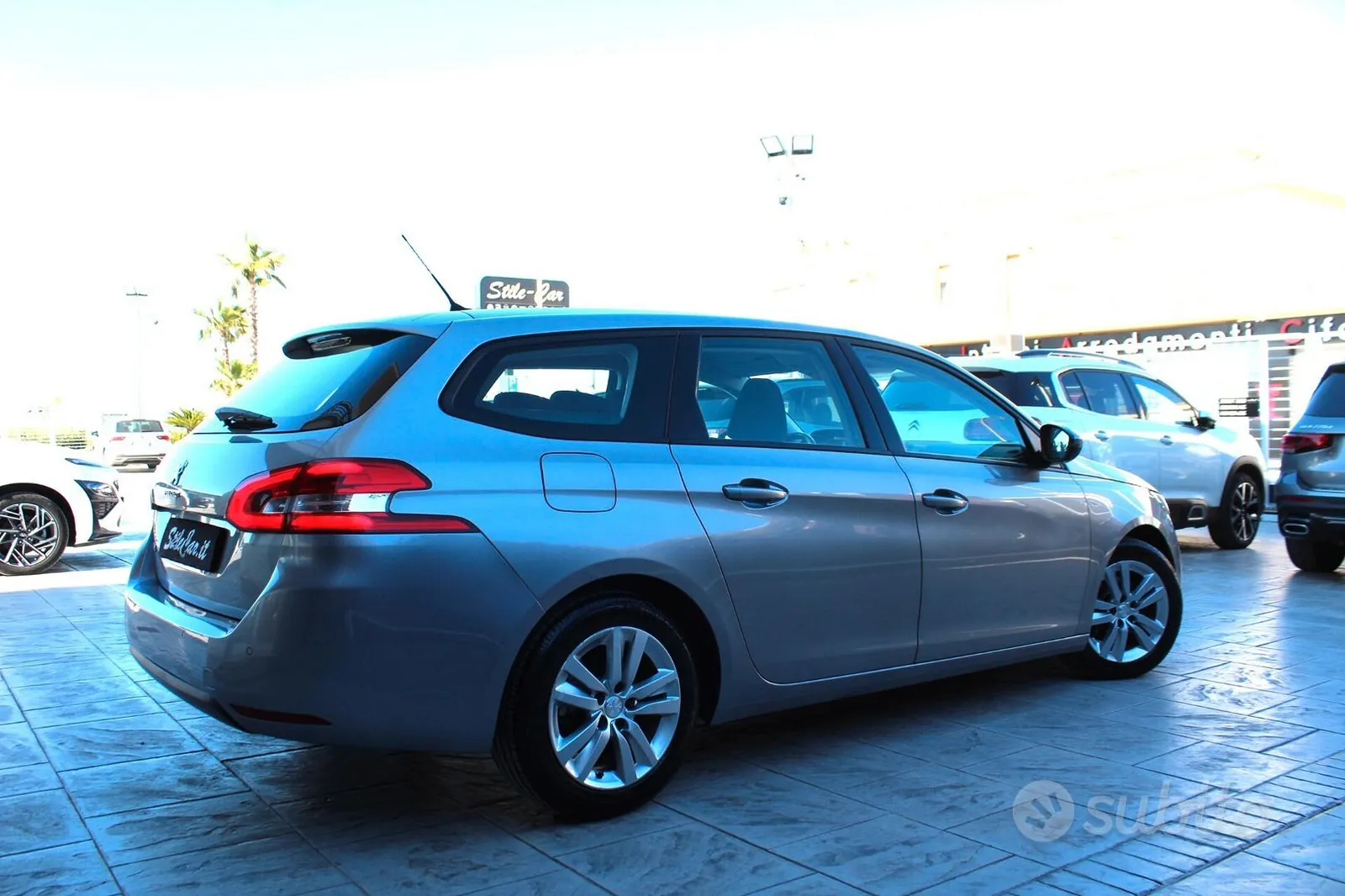 Peugeot 308 2019 photo 2