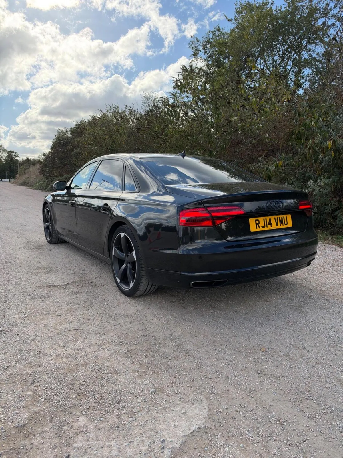 Audi A8 2014 photo 5