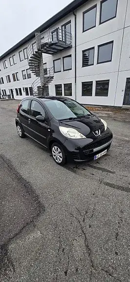Peugeot 107 2010 photo 3