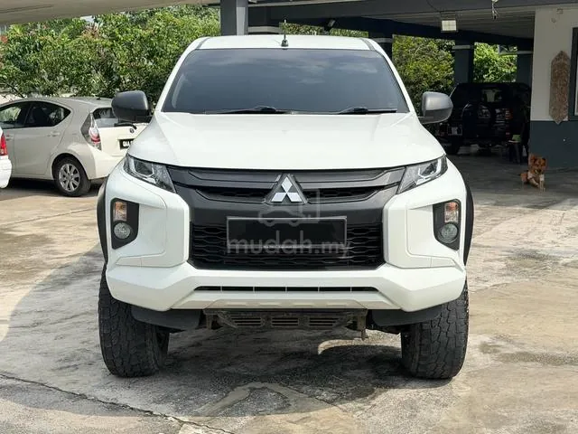 Mitsubishi Triton