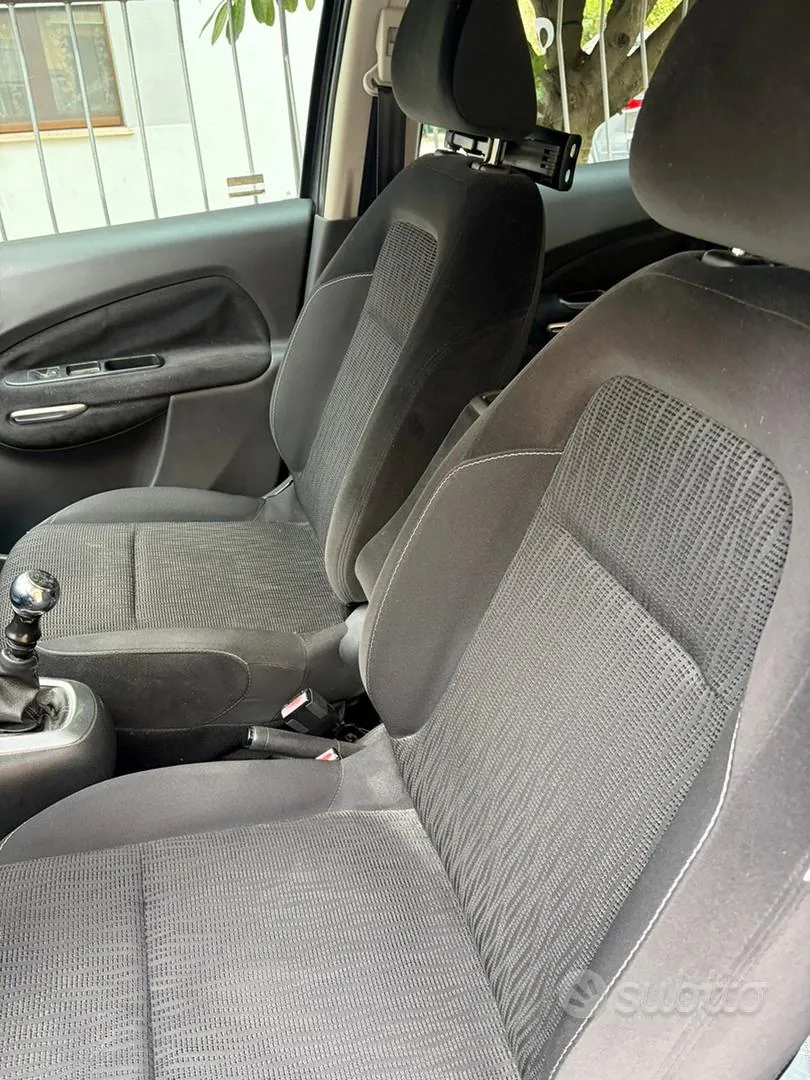 Citroen C3 Picasso 2010 photo 5