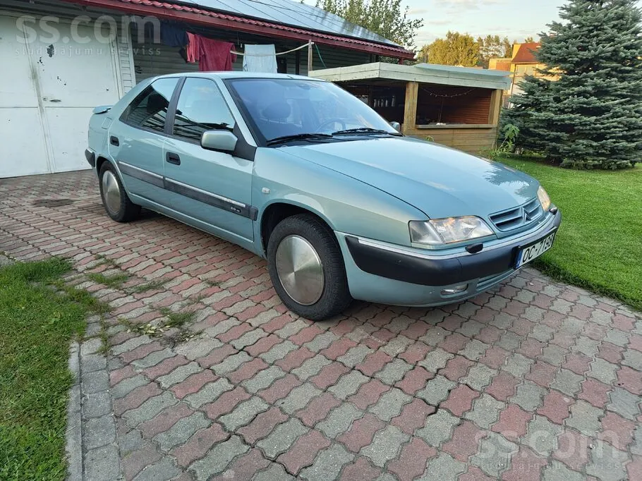 Citroen Xantia 2000 photo 2