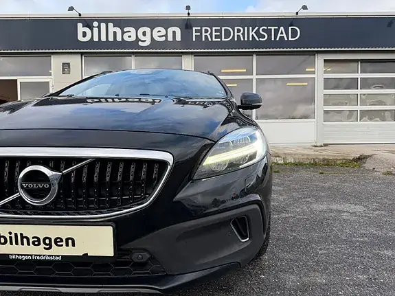 Volvo V40 Cross Country 2017 photo 4