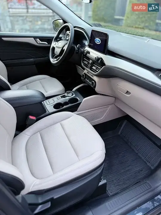 Ford Escape 2022 photo 5