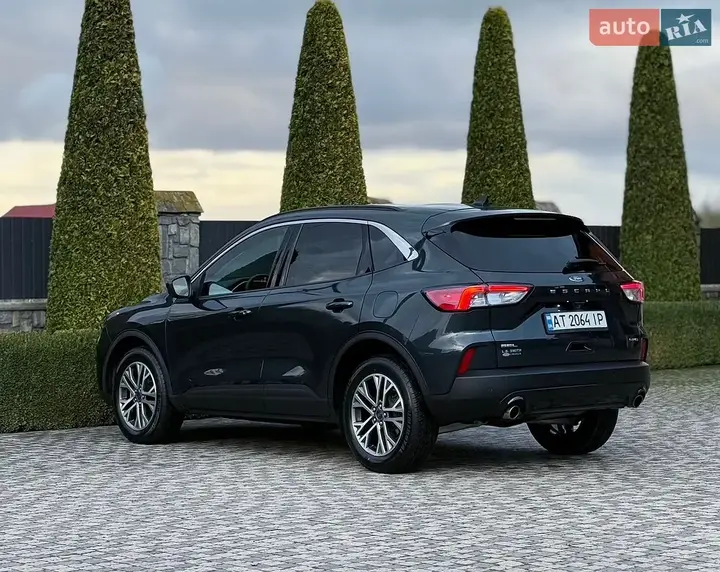 Ford Escape 2022 photo 4