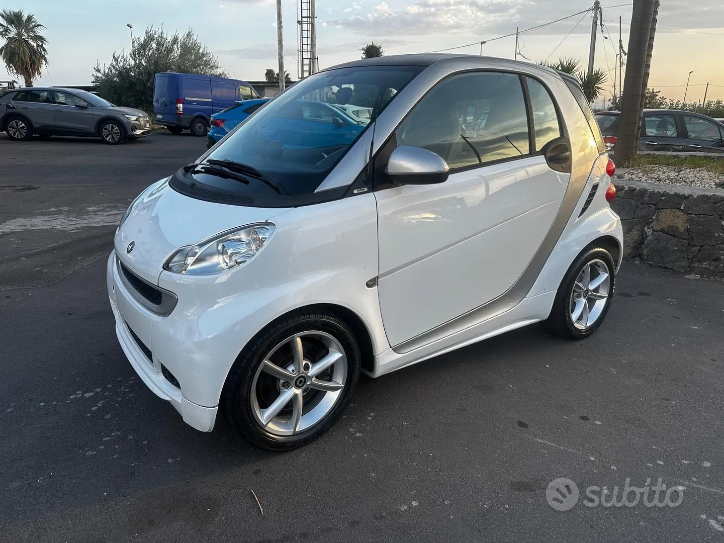 Smart Fortwo 2011 photo 3