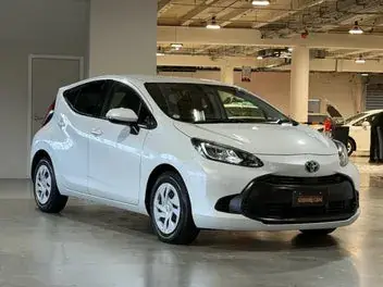 Toyota Aqua 2021 photo 2