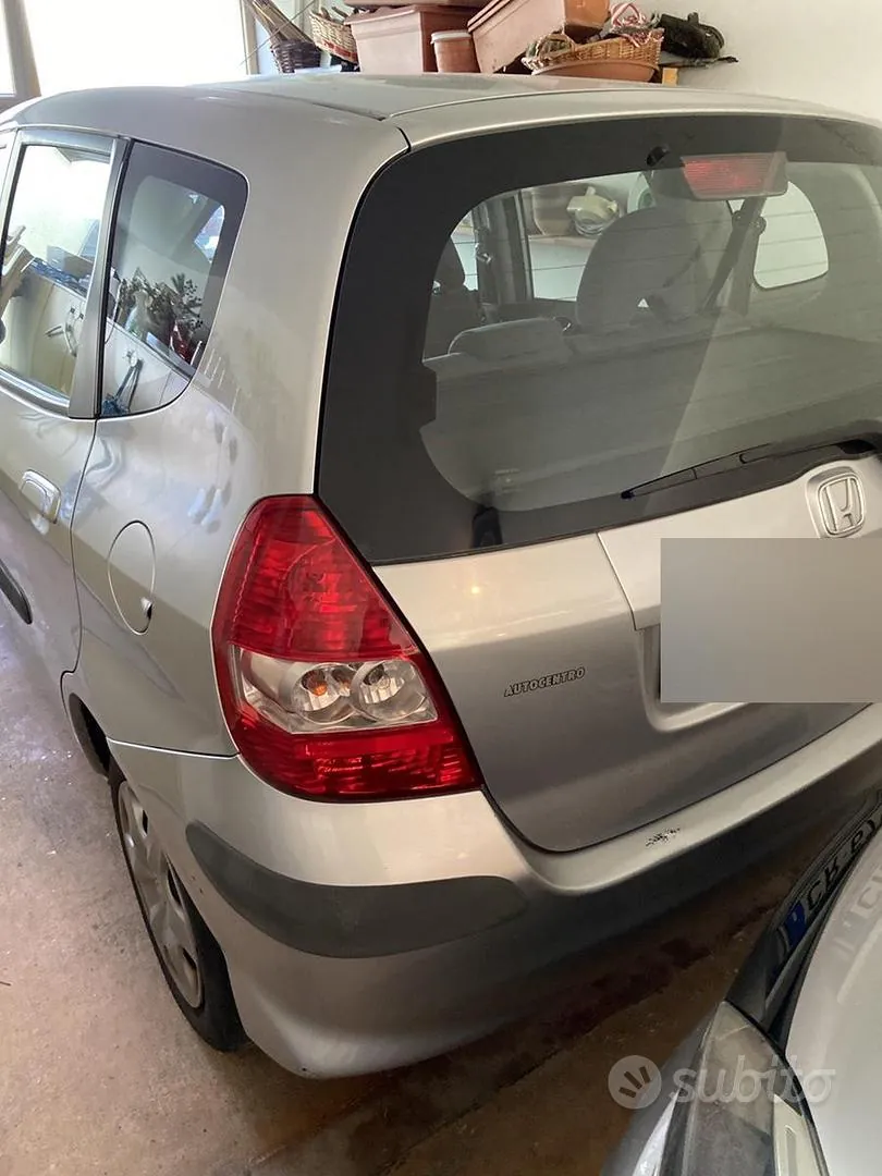 Honda Jazz 2005 photo 3