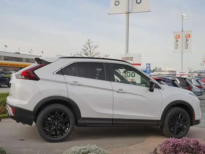 Mitsubishi Eclipse Cross 2026 photo 5