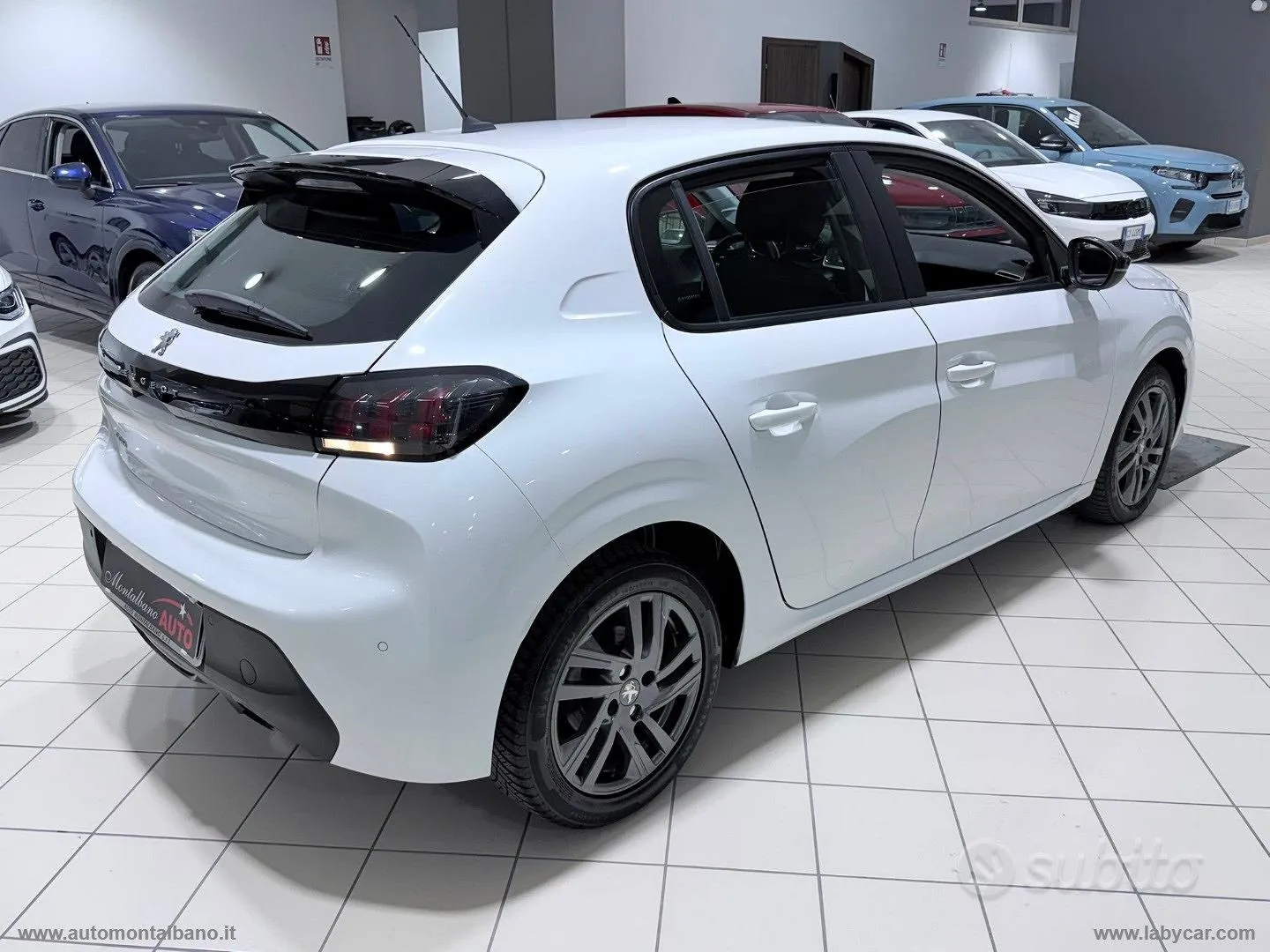 Peugeot 208 2022 photo 4