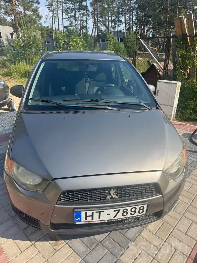 Mitsubishi Colt
