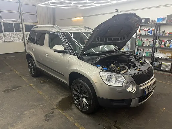 Skoda Yeti 2013 photo 2