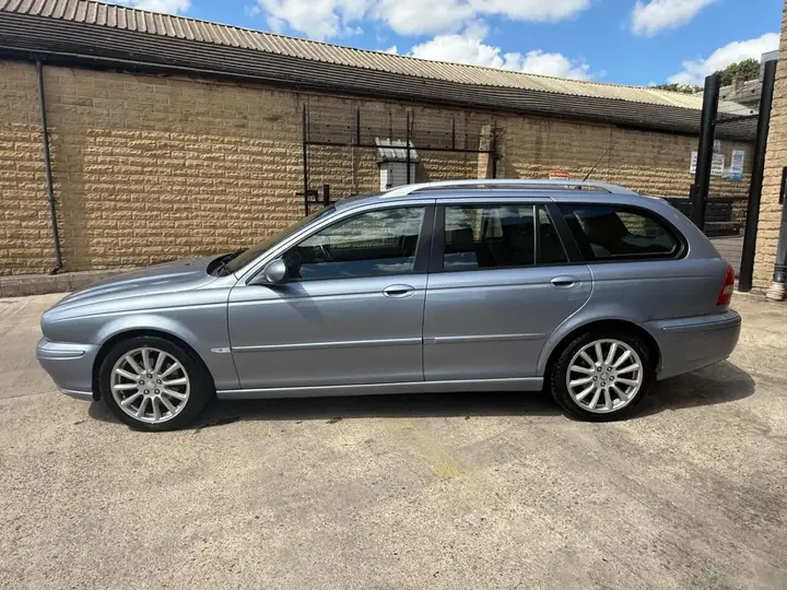 Jaguar X-Type 2008 photo 5