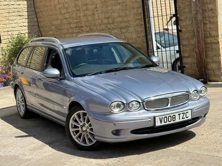 Jaguar X-Type