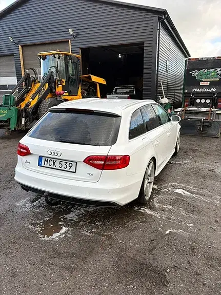 Audi A4 2015 photo 3