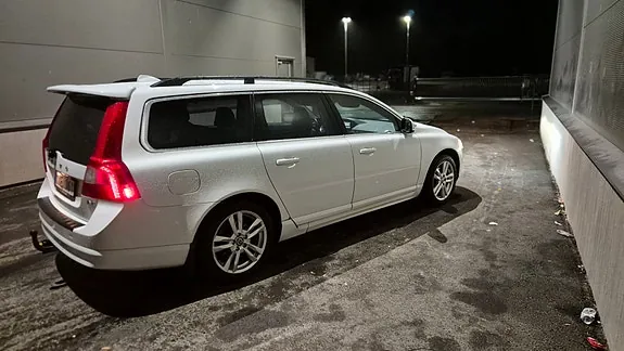 Volvo V70 2013 photo 3