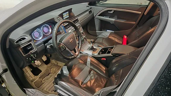 Volvo V70 2013 photo 4