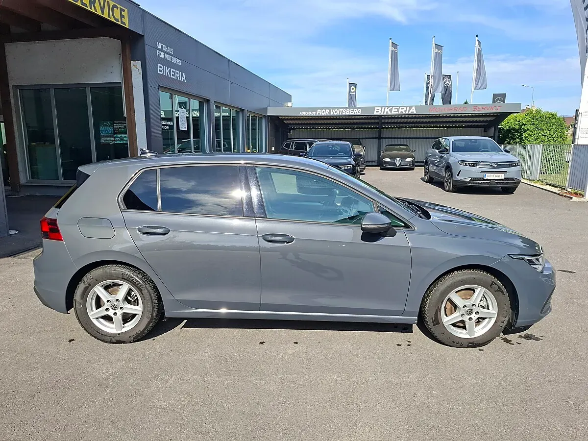 Volkswagen Golf 2021 photo 2