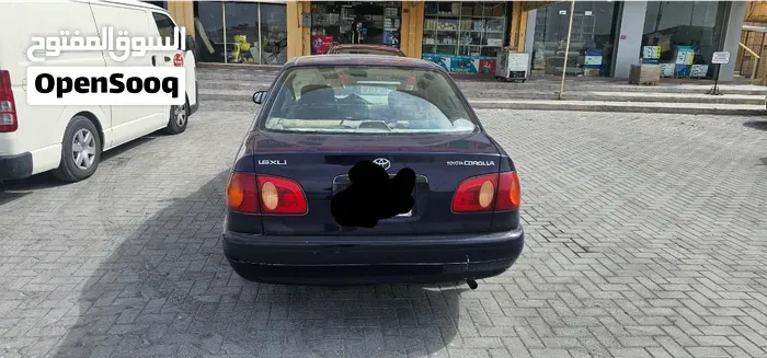 Toyota Corolla 2000 photo 2
