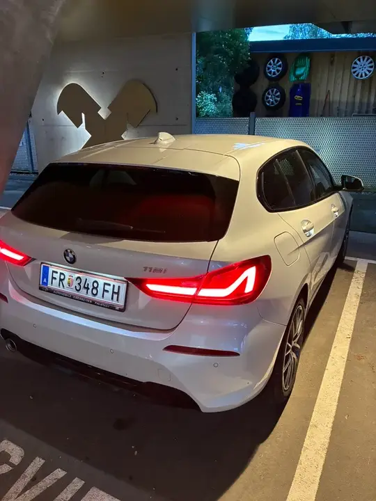 BMW 1 Series 2019 photo 3