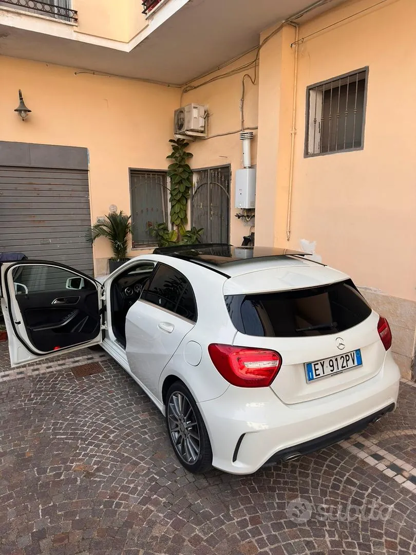 Mercedes-Benz A 2014 photo 2