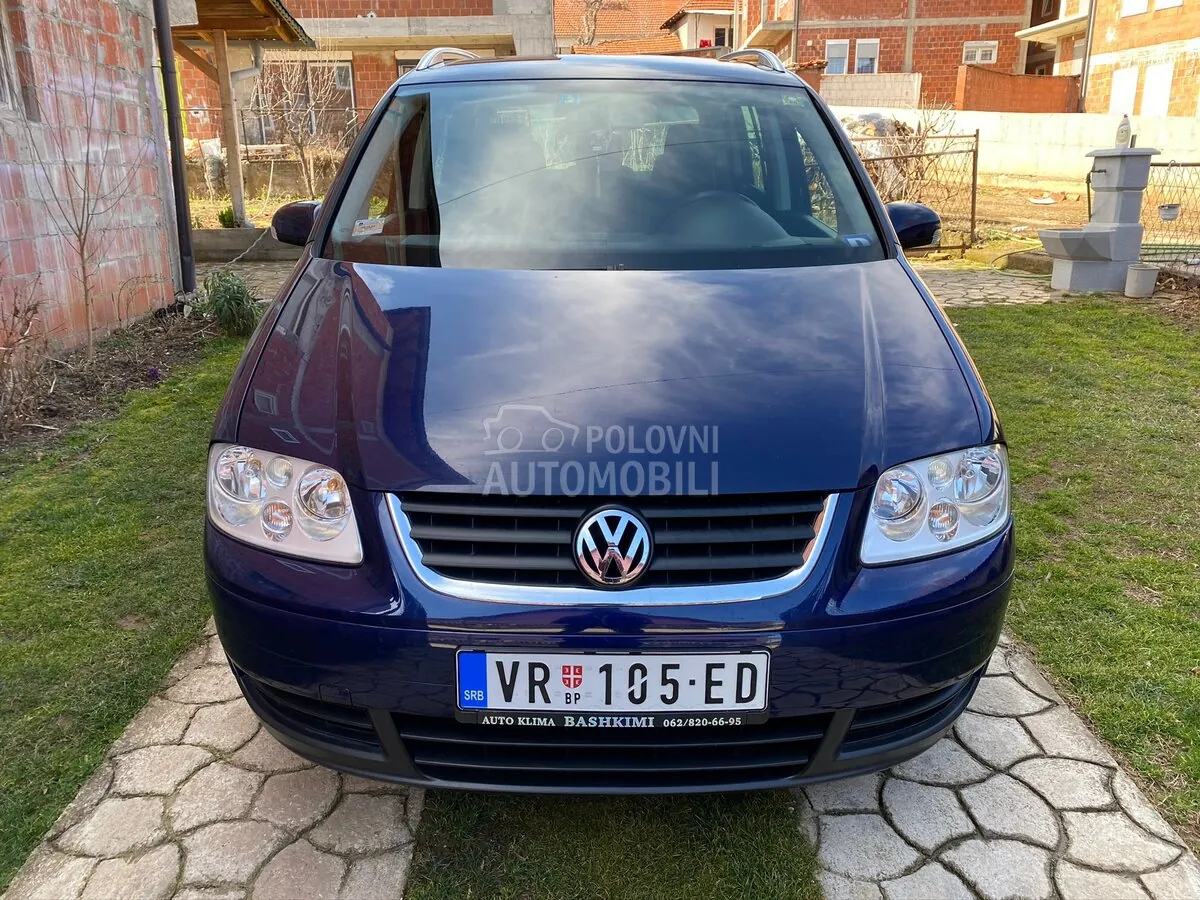Volkswagen Touran 2004 photo 5