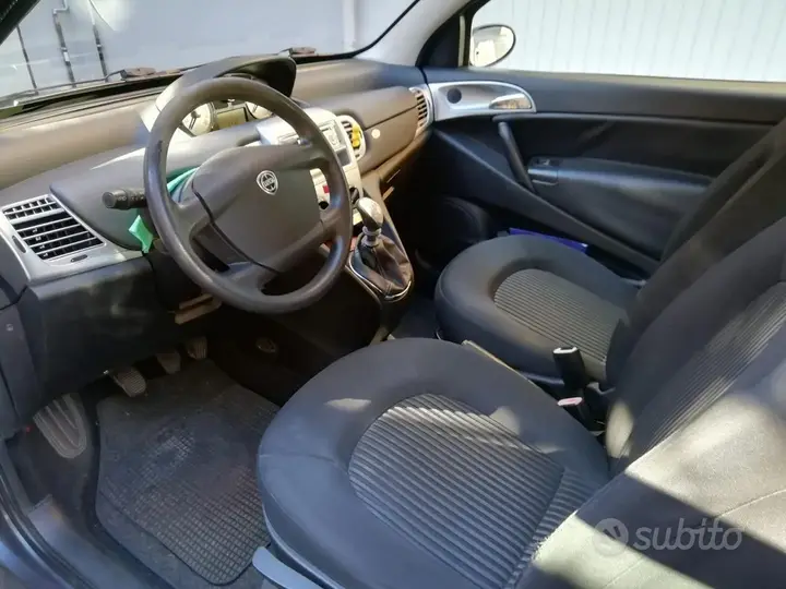 Lancia Ypsilon 2009 photo 4