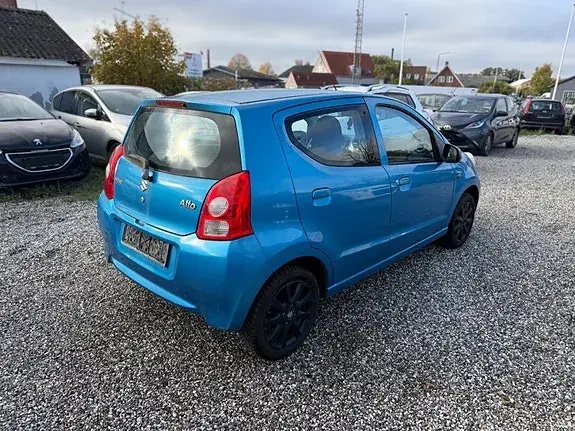 Suzuki Alto 2010 photo 5